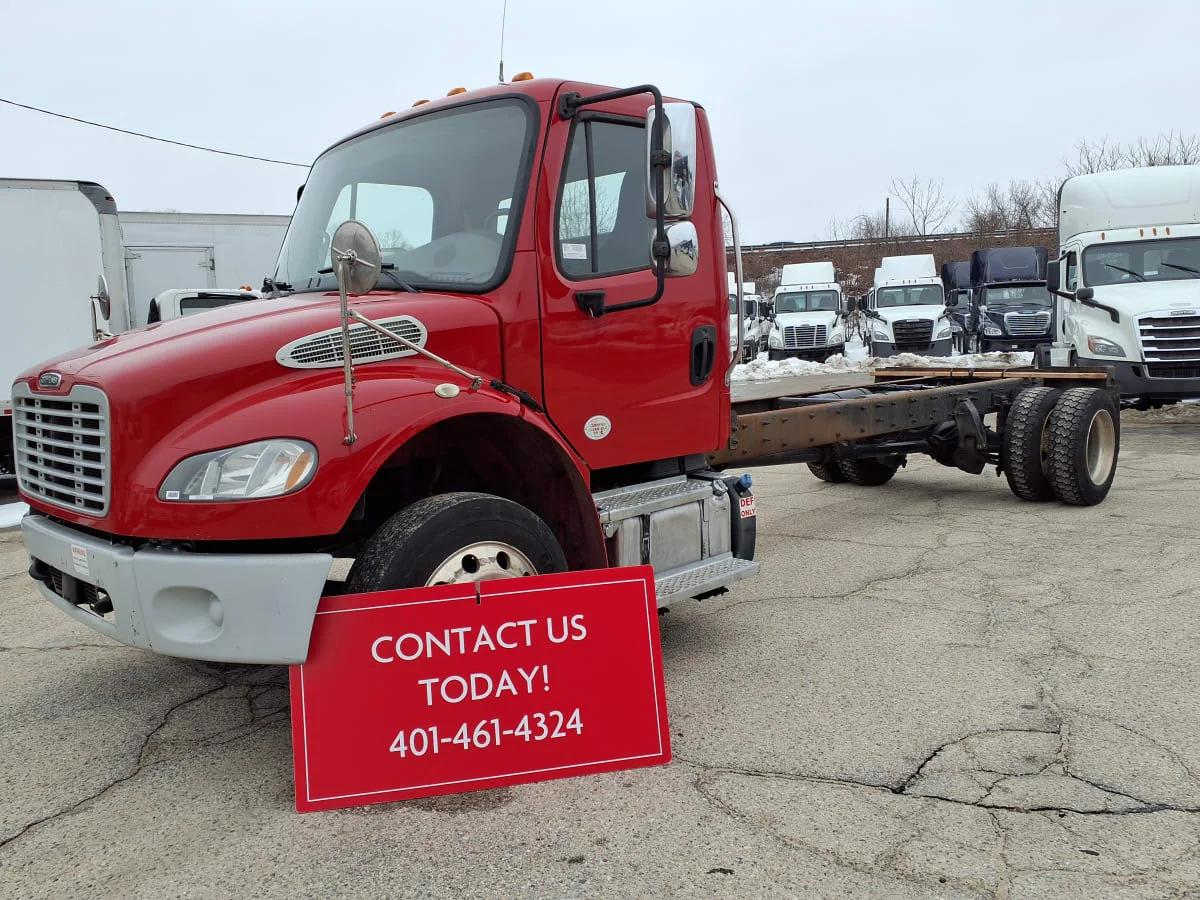 2020 Freightliner M2 106