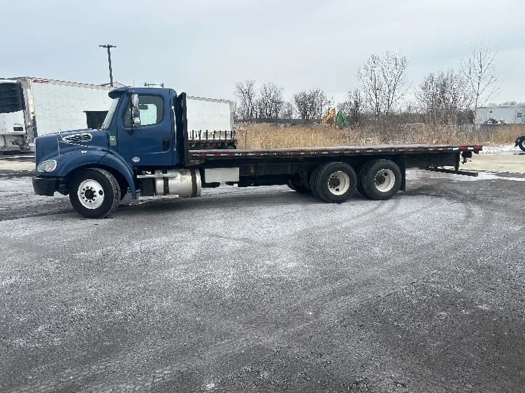 2018 Freightliner M2 112 in Middlefield, OH — photo 4