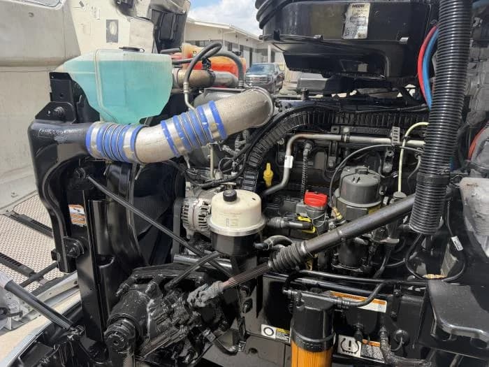 2019 Peterbilt 579 — photo 19