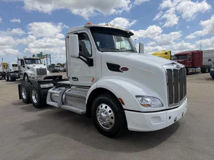 2019 Peterbilt 579 — photo 9