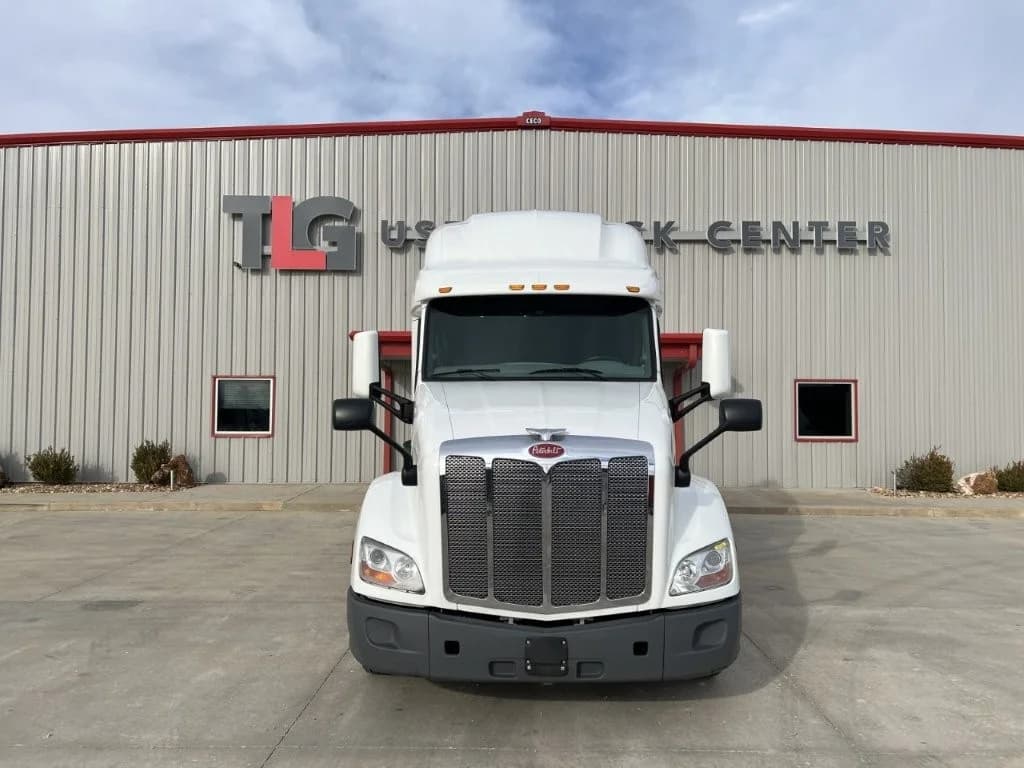 2021 Peterbilt 579 in Sikeston, MO — photo 3