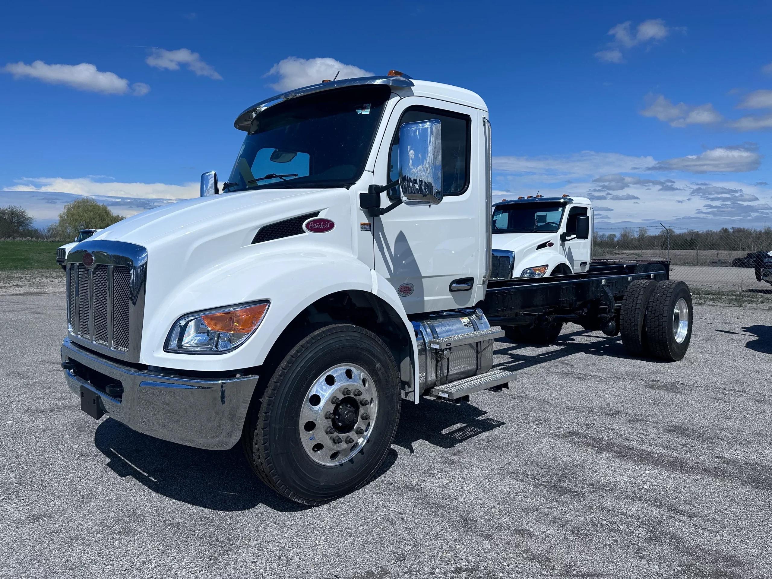 2026 Peterbilt 536