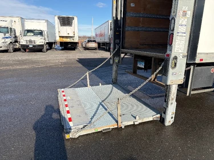 2021 International MV in Chicopee, MA — photo 9