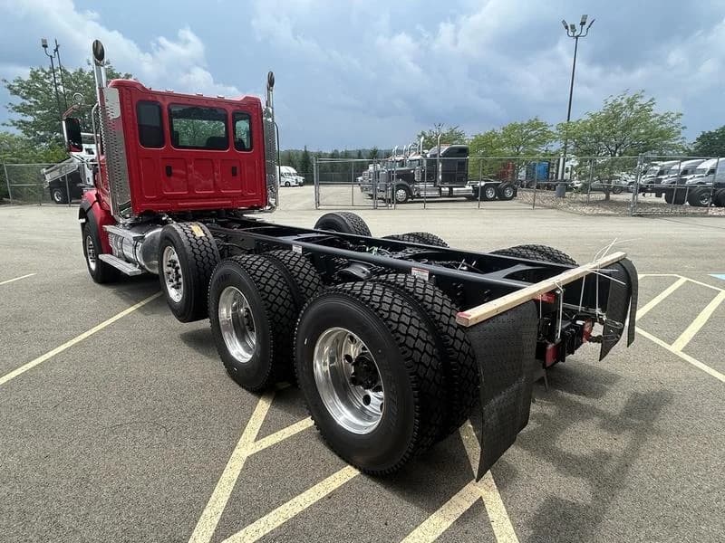 2026 Western Star 49X in Pittsburgh, PA — photo 6