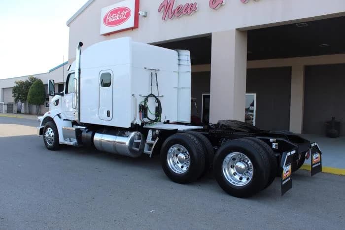 2022 Peterbilt 567 — photo 5