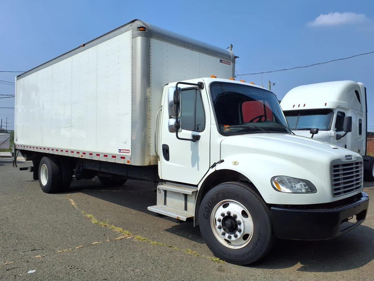 2019 Freightliner M2 106