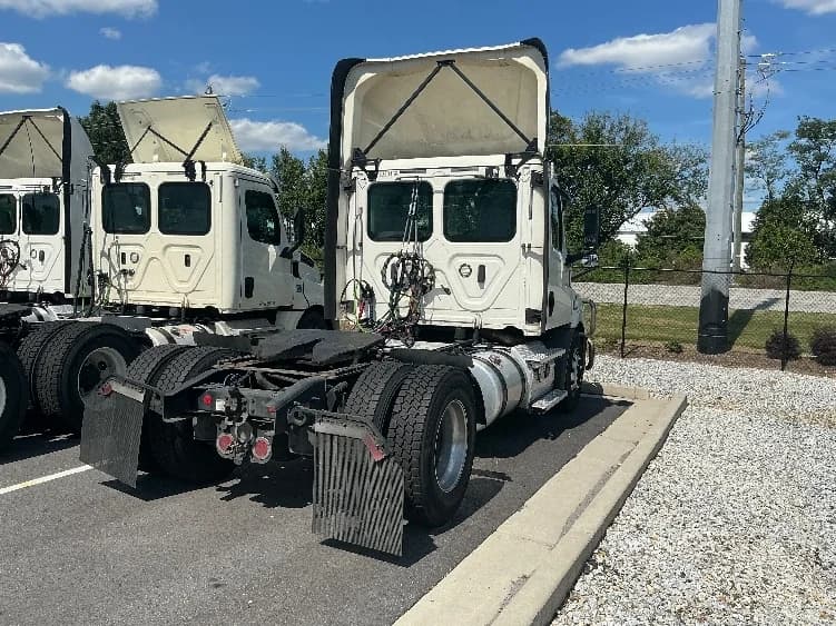 2020 Freightliner Cascadia in Atlanta (Forest Park), GA — photo 7