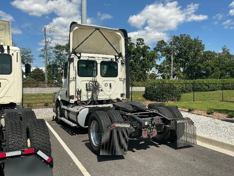 2020 Freightliner Cascadia in Atlanta (Forest Park), GA — photo 5