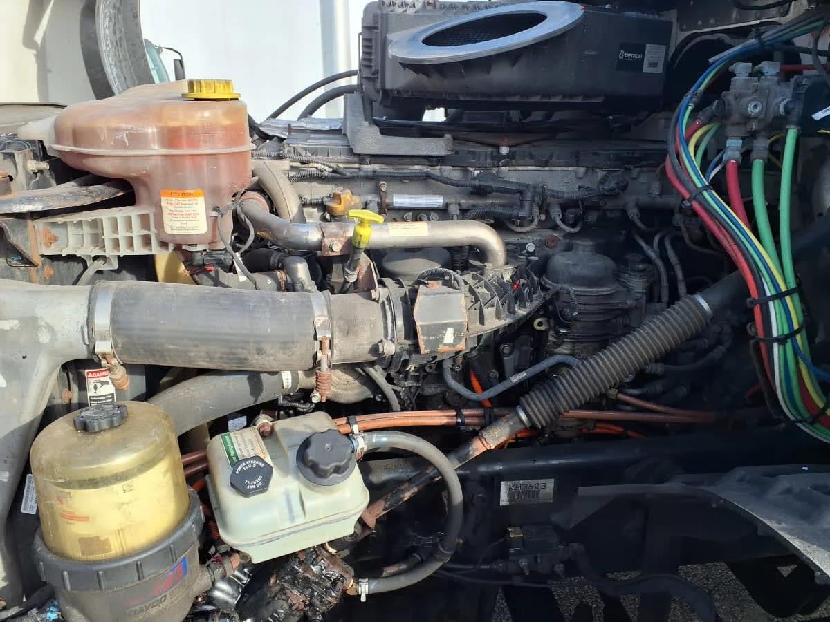 2019 Freightliner Cascadia in Warwick, RI — photo 8
