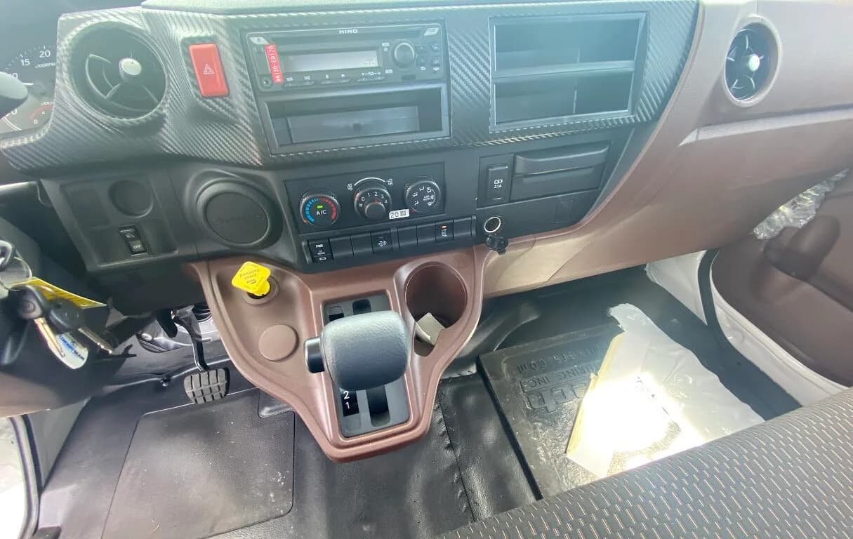 2025 Hino L6 in Buffalo, NY — photo 5
