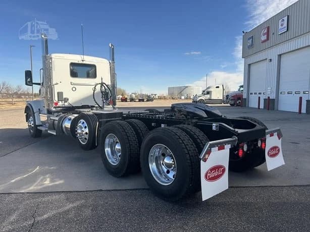 2026 Peterbilt 567 in Cheyenne, WY — photo 9