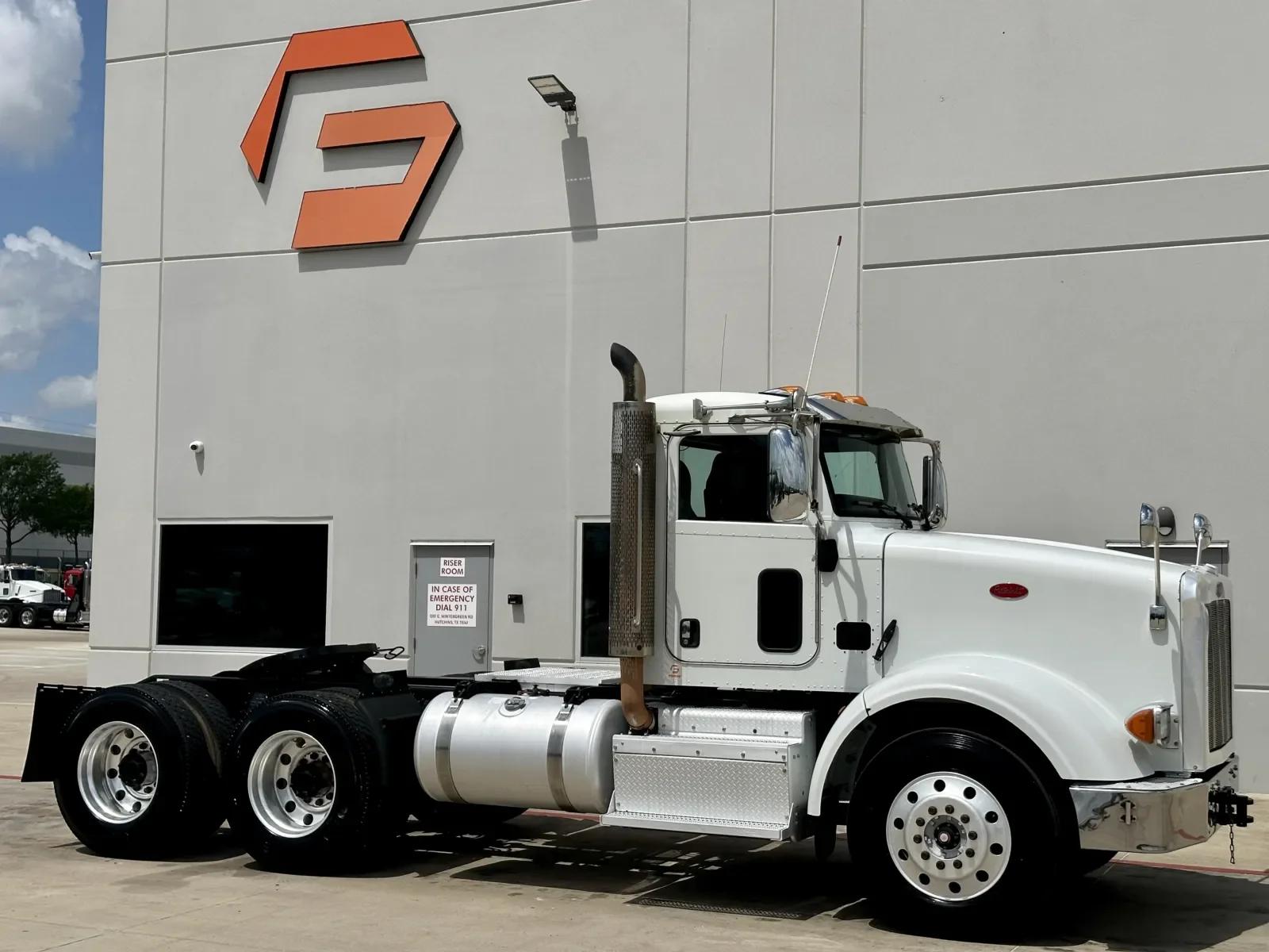 2013 Peterbilt 367