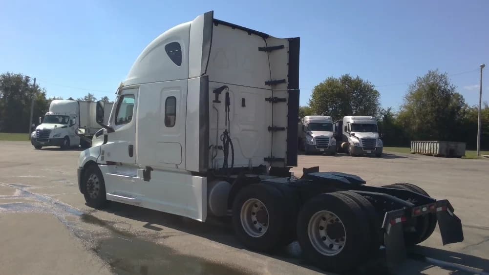 2022 Freightliner Cascadia in Nashville (Mount Juliet), TN — photo 5
