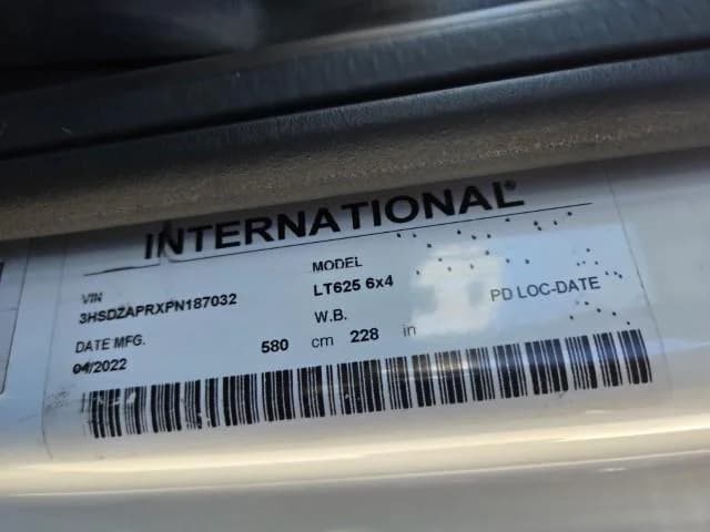 2023 International LT in Huntley, IL — photo 27