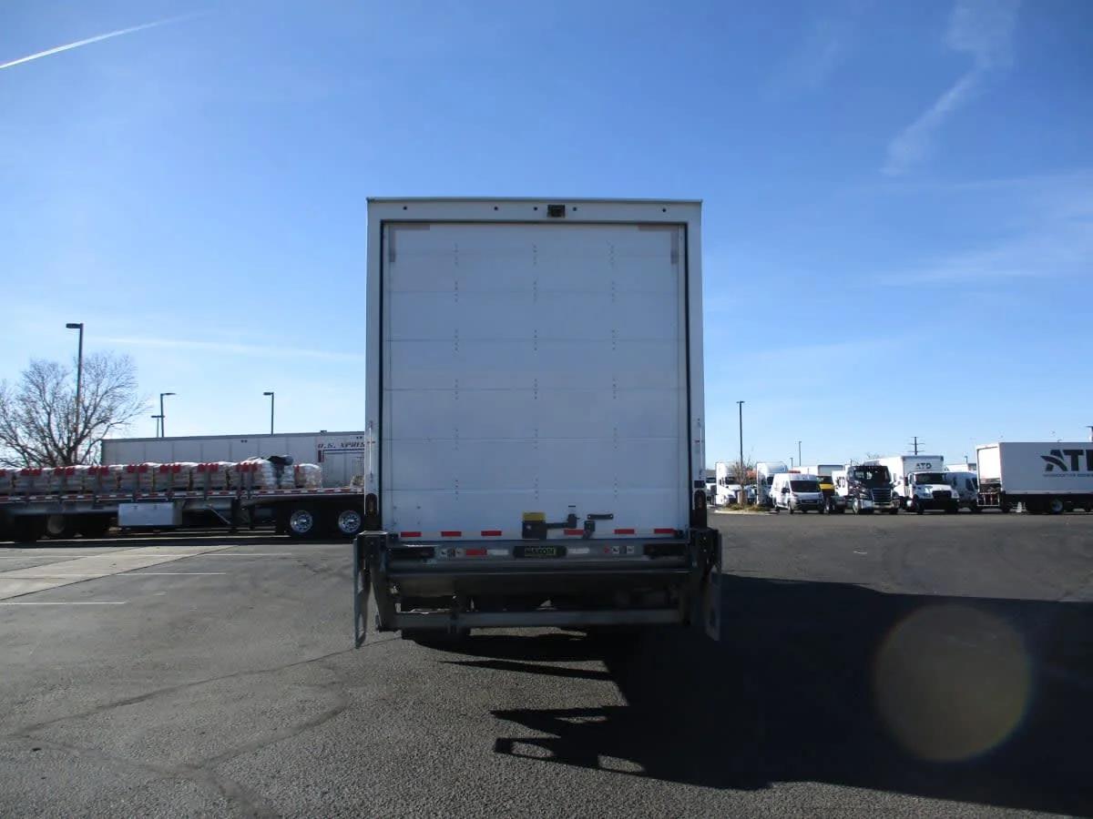 2021 Freightliner M2 106 in Phoenix, AZ — photo 5