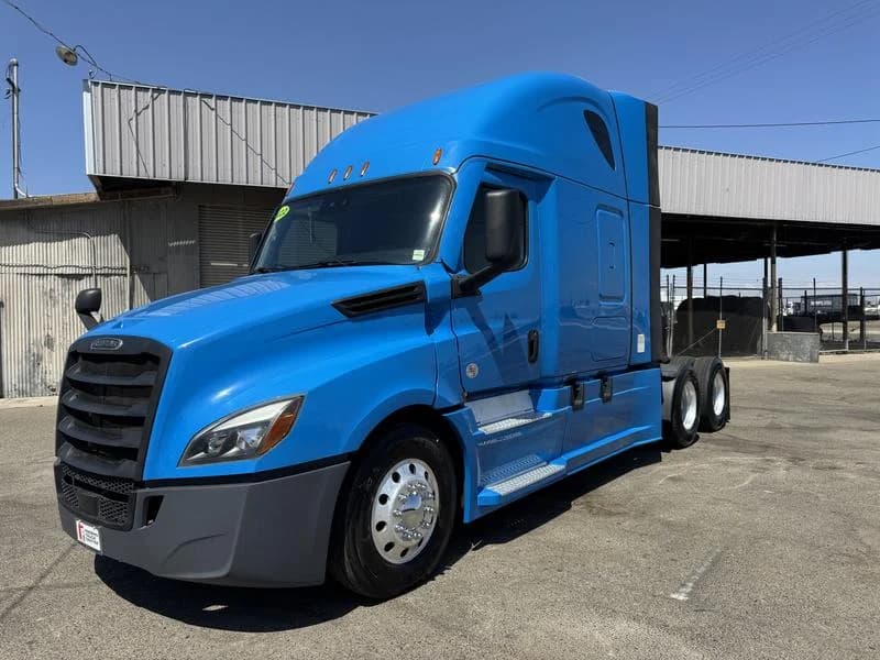 2022 Freightliner Cascadia