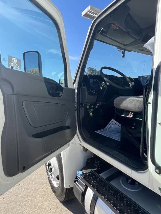 2022 International MV in Kansas City, MO — photo 12