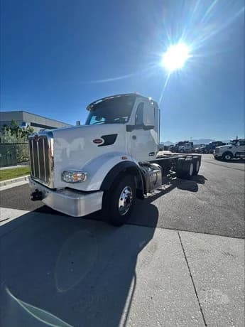 2025 Peterbilt 567