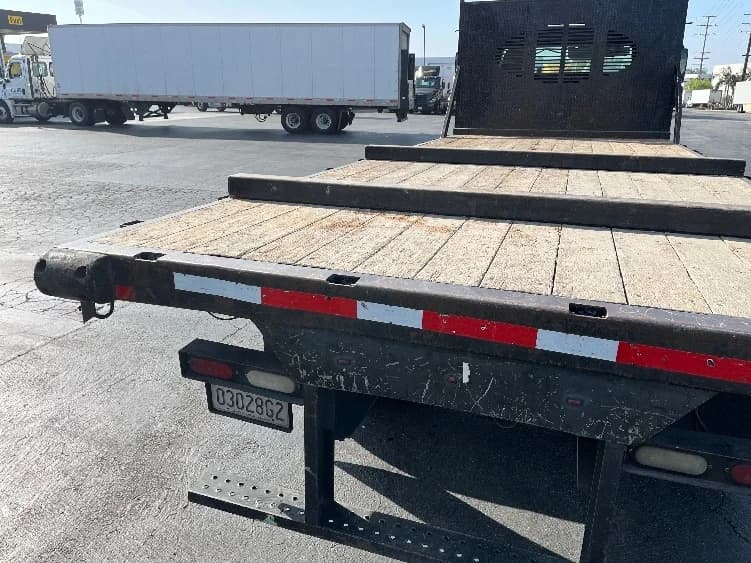 2018 Freightliner M2 106 in Torrance, CA — photo 10