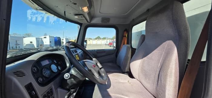 2020 Peterbilt 337 in Jacksonville, FL — photo 20