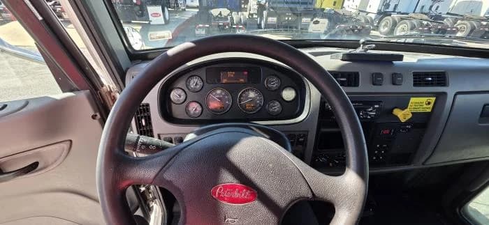 2020 Peterbilt 337 in Jacksonville, FL — photo 23