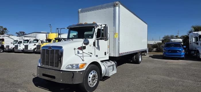 2020 Peterbilt 337 in Jacksonville, FL — photo 2