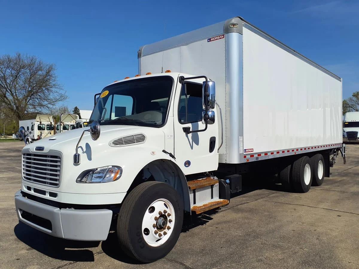 2022 Freightliner M2 106