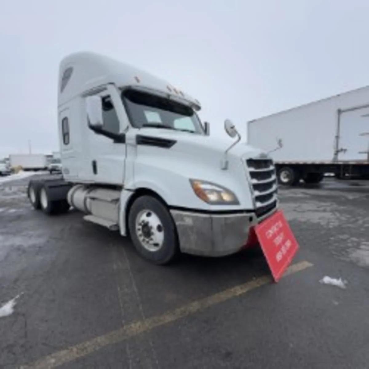 2020 Freightliner Cascadia