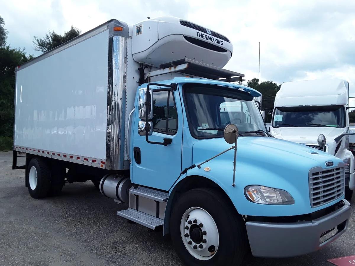 2017 Freightliner M2 106 in Salisbury, MA — photo 3