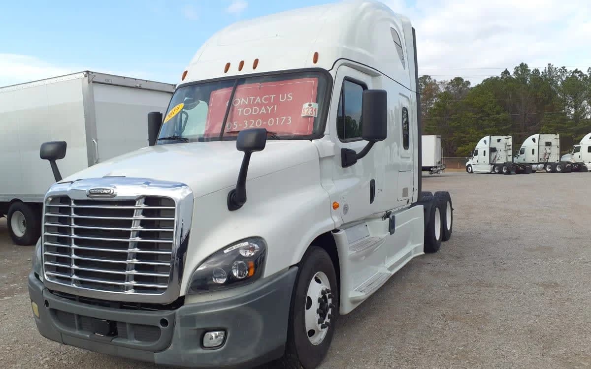 2019 Freightliner Cascadia in Birmingham, AL