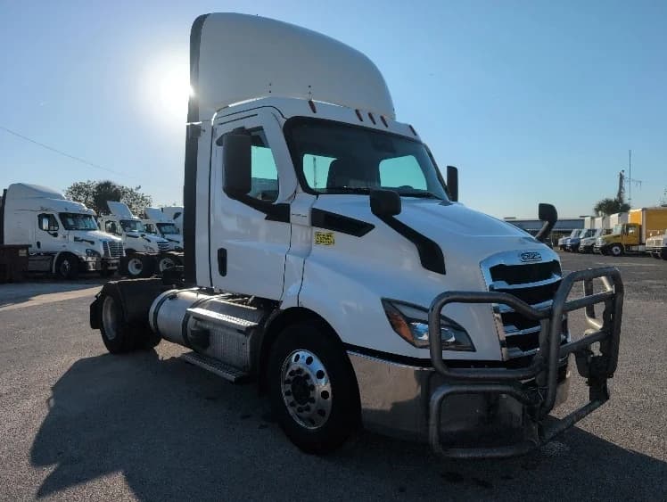 2020 Freightliner Cascadia