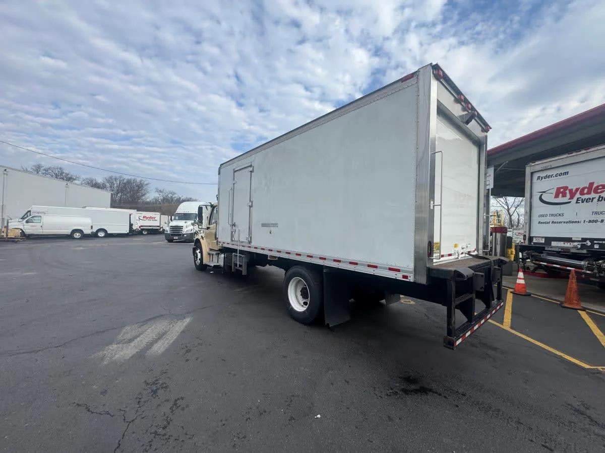 2020 Freightliner M2 106 in Kearny, NJ — photo 6