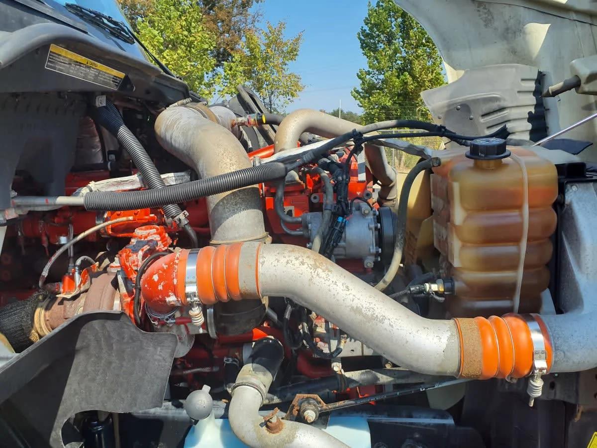 2016 International ProStar in Wayland, MI — photo 11
