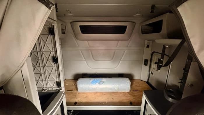2022 Peterbilt 579 — photo 12