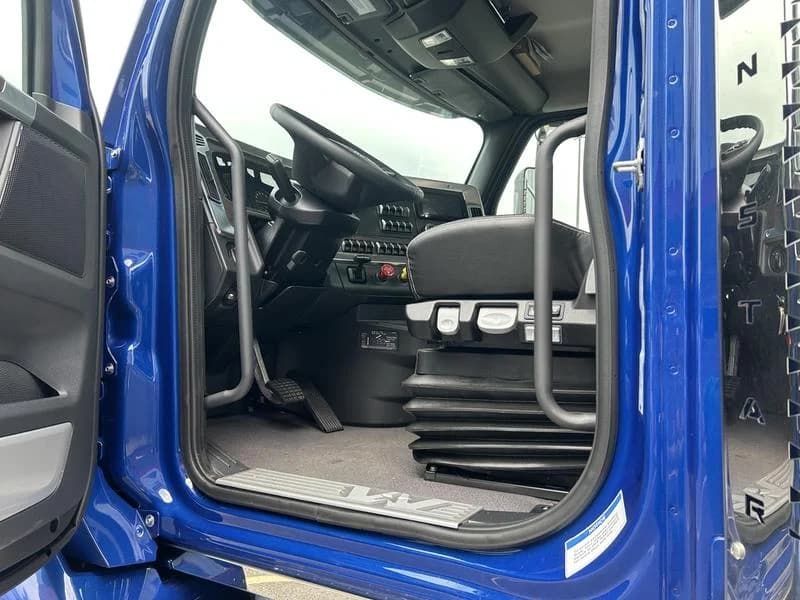 2026 Western Star 49X in Pittsburgh, PA — photo 11