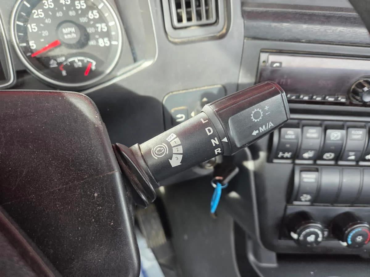 2019 International LT in St. Rose, LA — photo 10