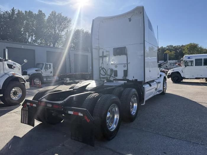 2022 Peterbilt 579 in Dallas, TX — photo 35