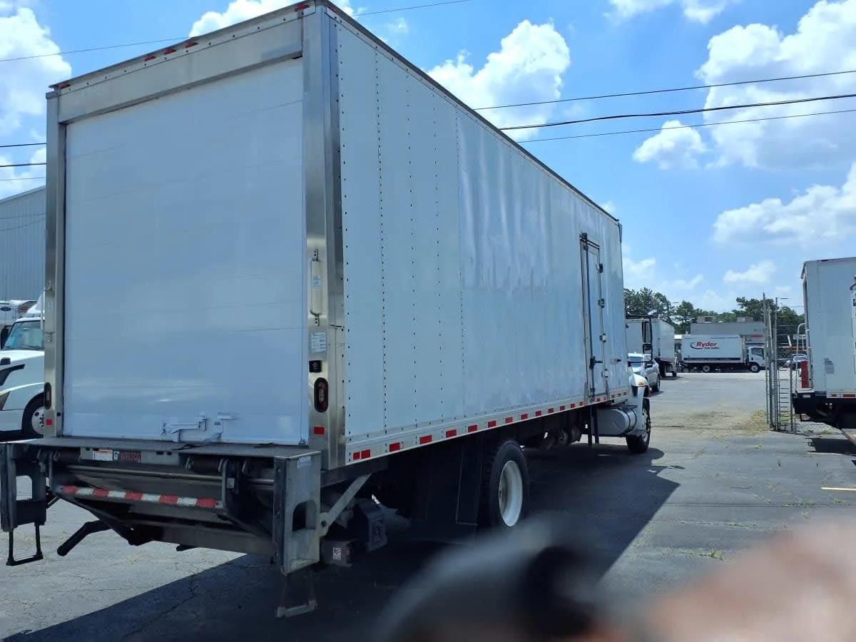 2018 International 4300 in Doraville, GA — photo 4