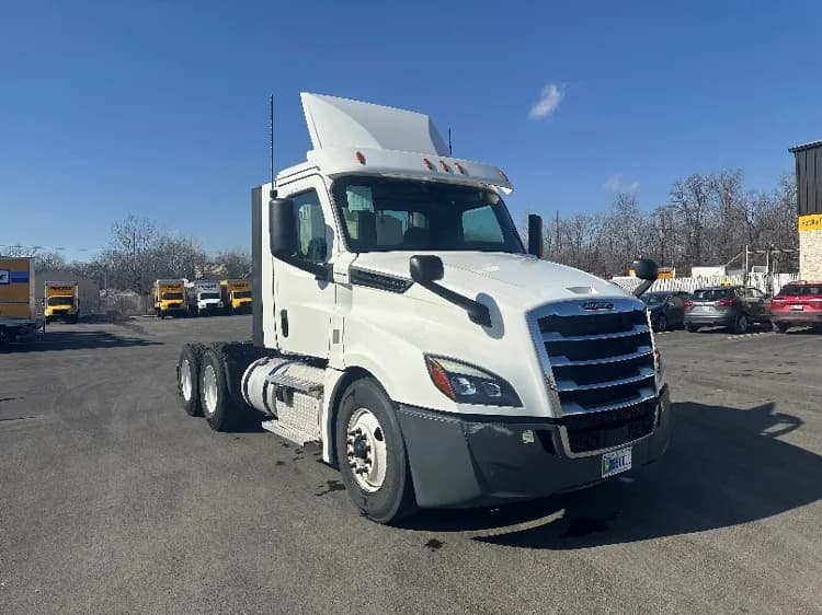2020 Freightliner Cascadia