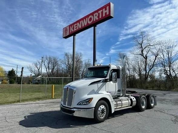 2025 Kenworth T680 in Coopersburg, PA