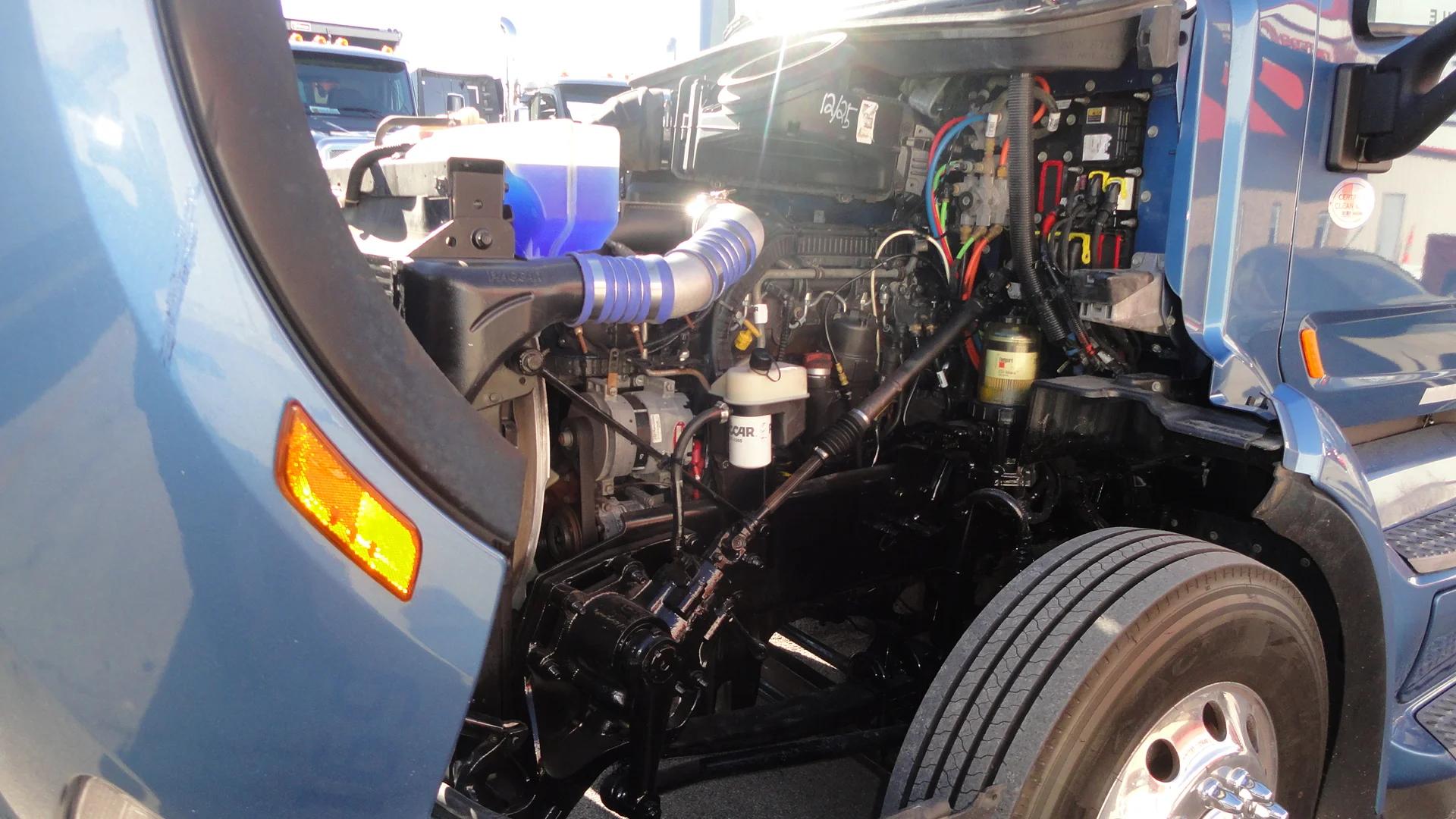 2022 Peterbilt 579 in Sikeston, MO — photo 10