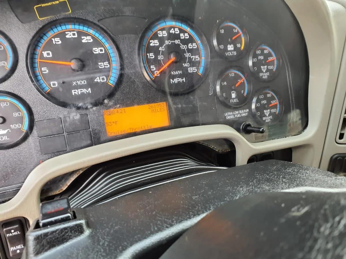2018 International 4300 in O'fallon, MO — photo 10