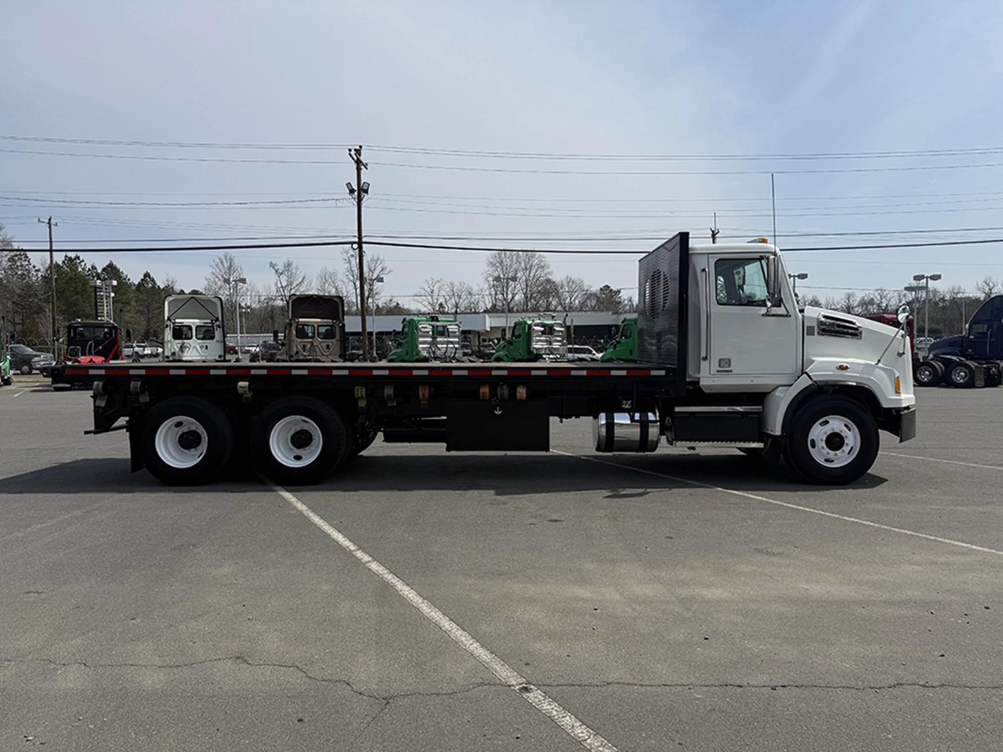 2019 Western Star 4700 in Weyers Cave, VA — photo 3