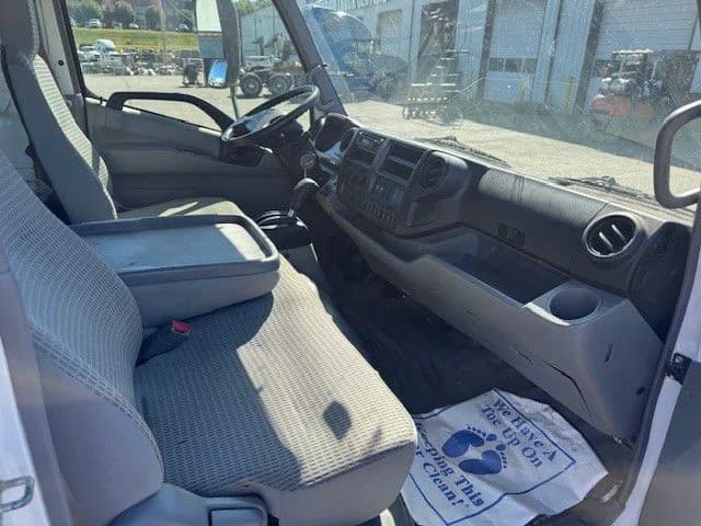2019 Hino in Clarksville, IN — photo 18