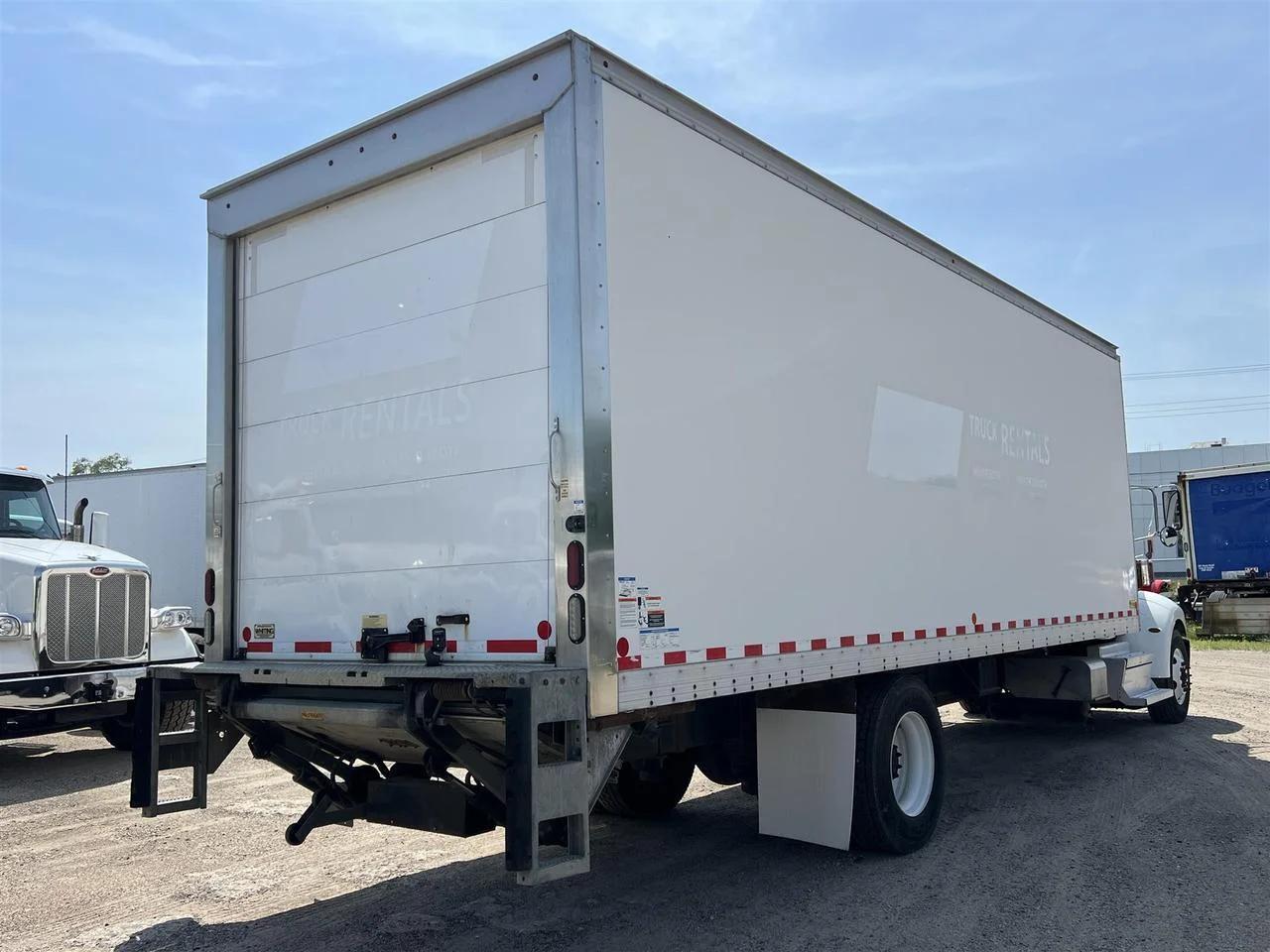 2022 Peterbilt 337 in Fargo, ND — photo 5