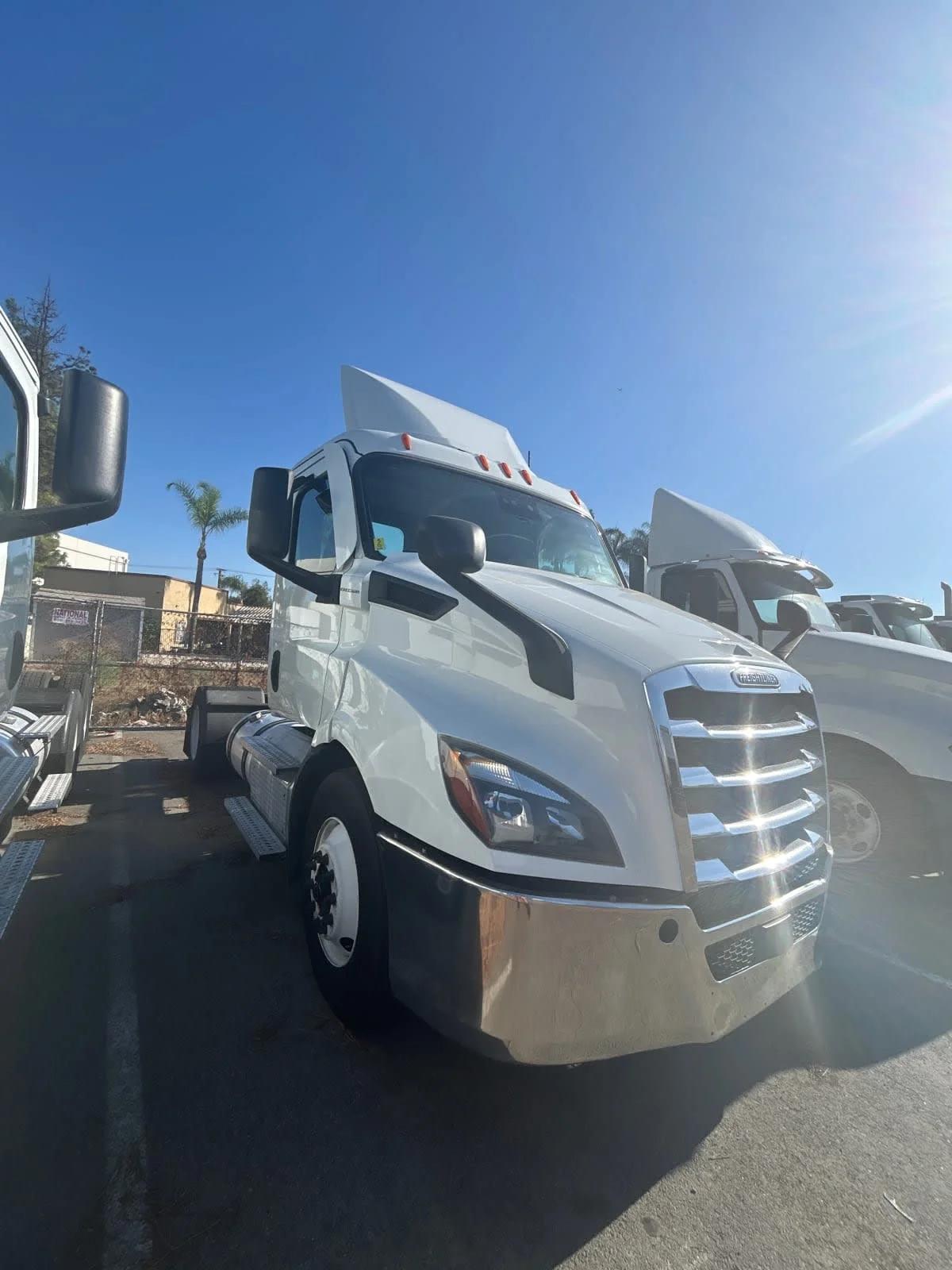 2020 Freightliner Cascadia