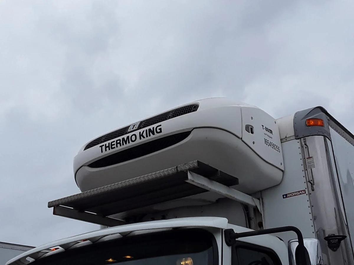 2016 Freightliner M2 106 in Montebello, CA — photo 7