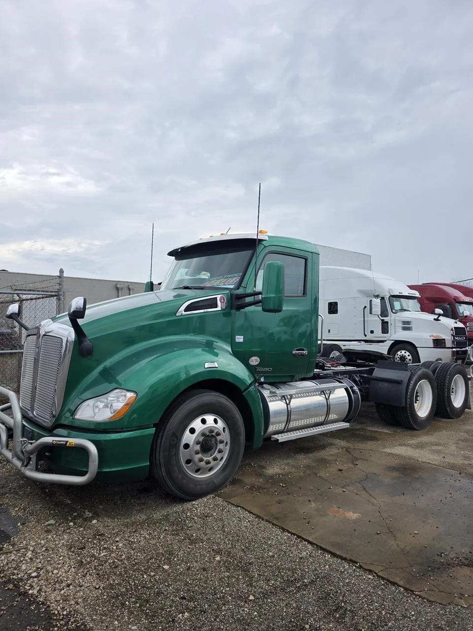 2019 Kenworth T680 — photo 5