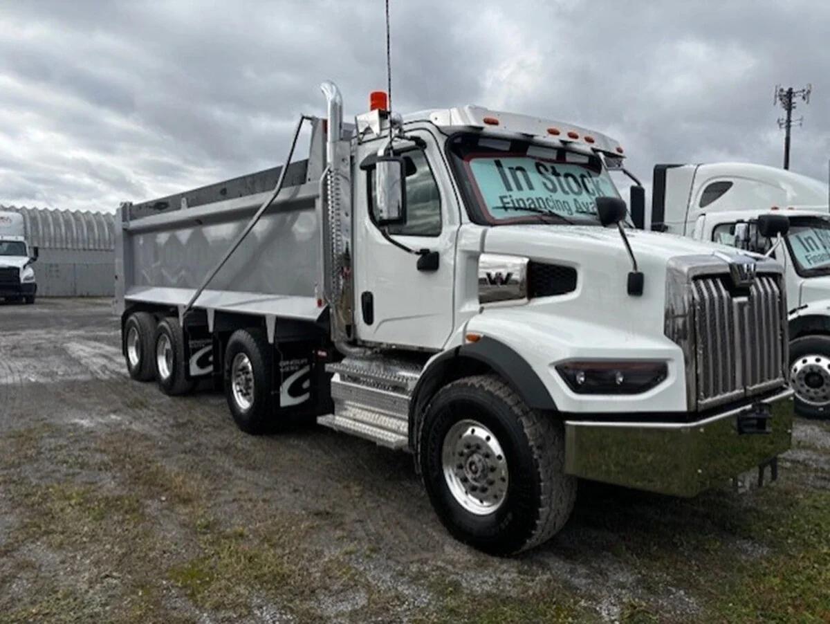 2026 Western Star 47X in Windsor, ON — photo 2
