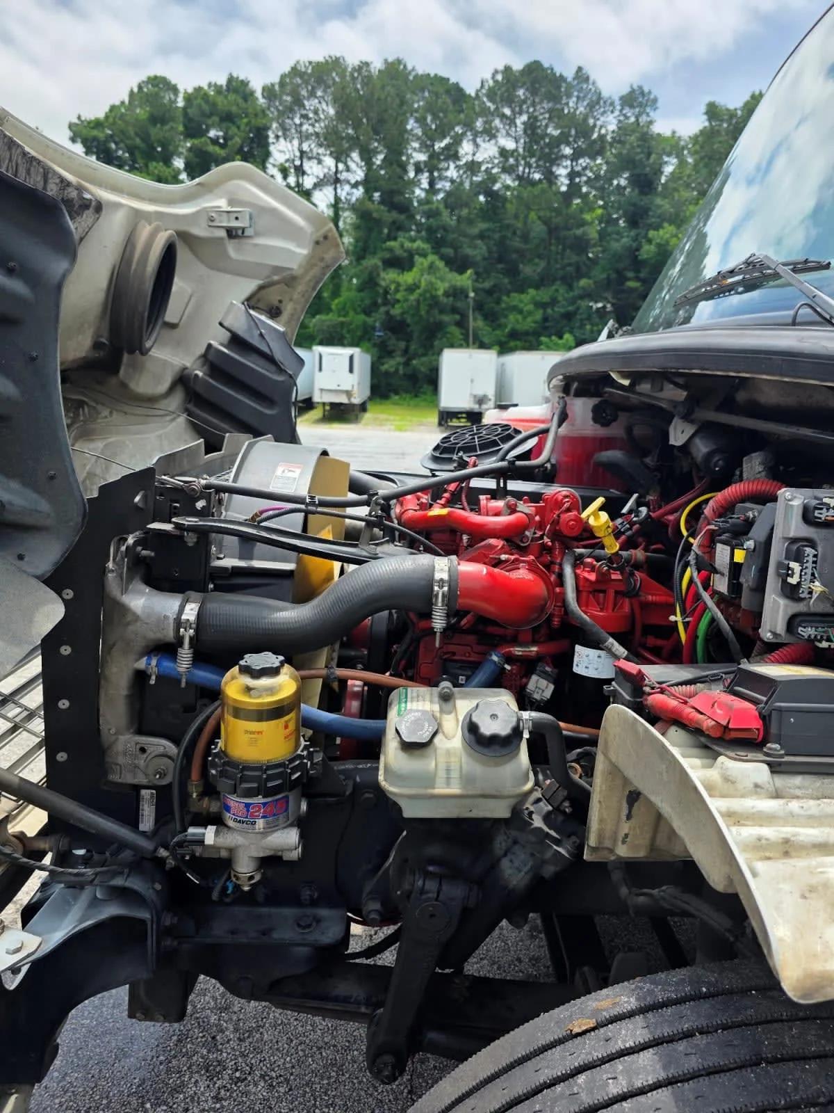 2019 Freightliner M2 106 in Doraville, GA — photo 10